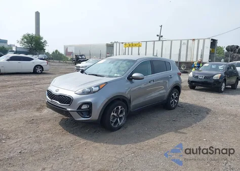 2022 Kia Sportage Lx z USA, uszkodzony, nr VIN KNDPMCAC4N7001244